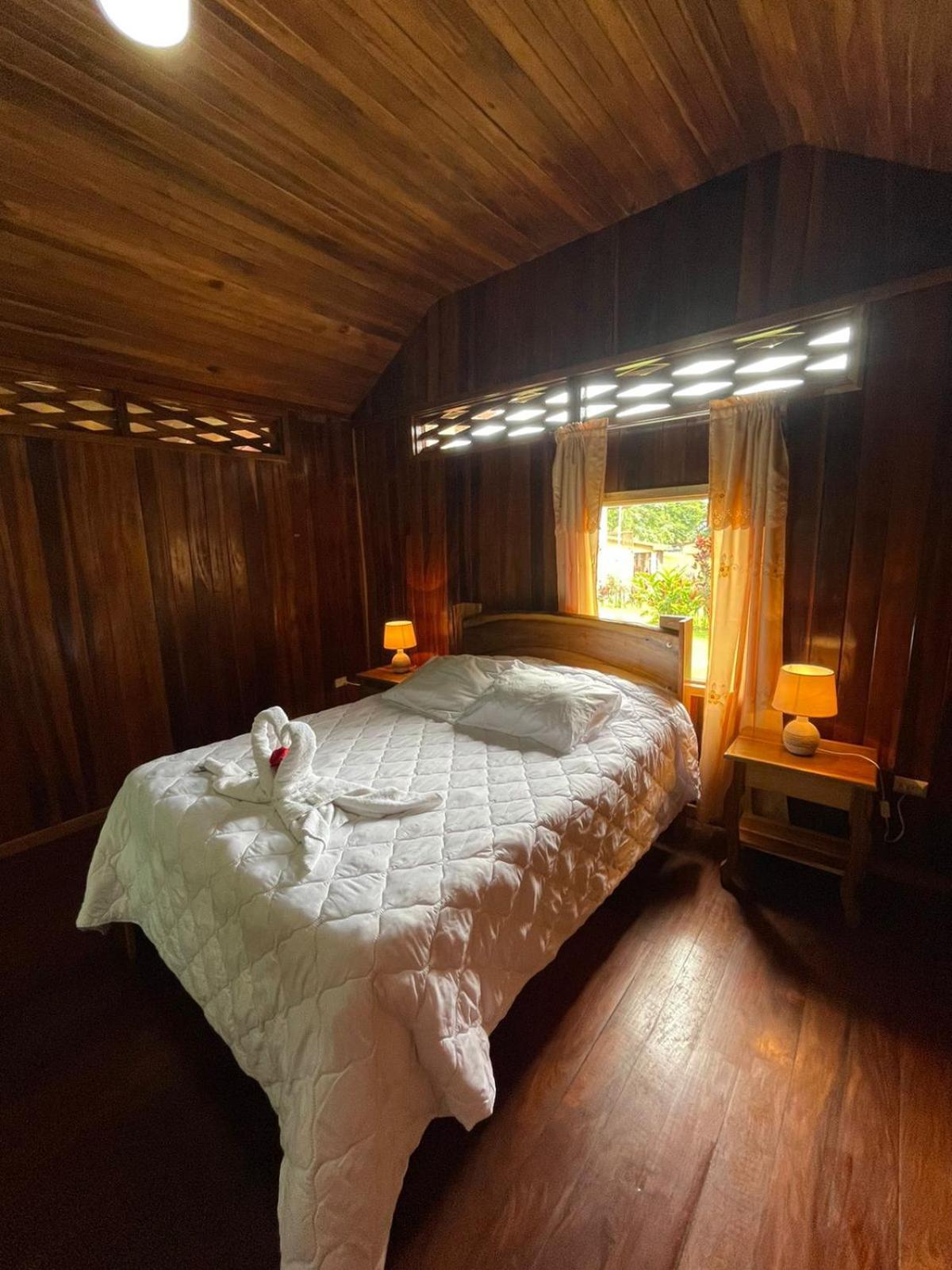 Cabinas La Catarata La Fortuna Buitenkant foto